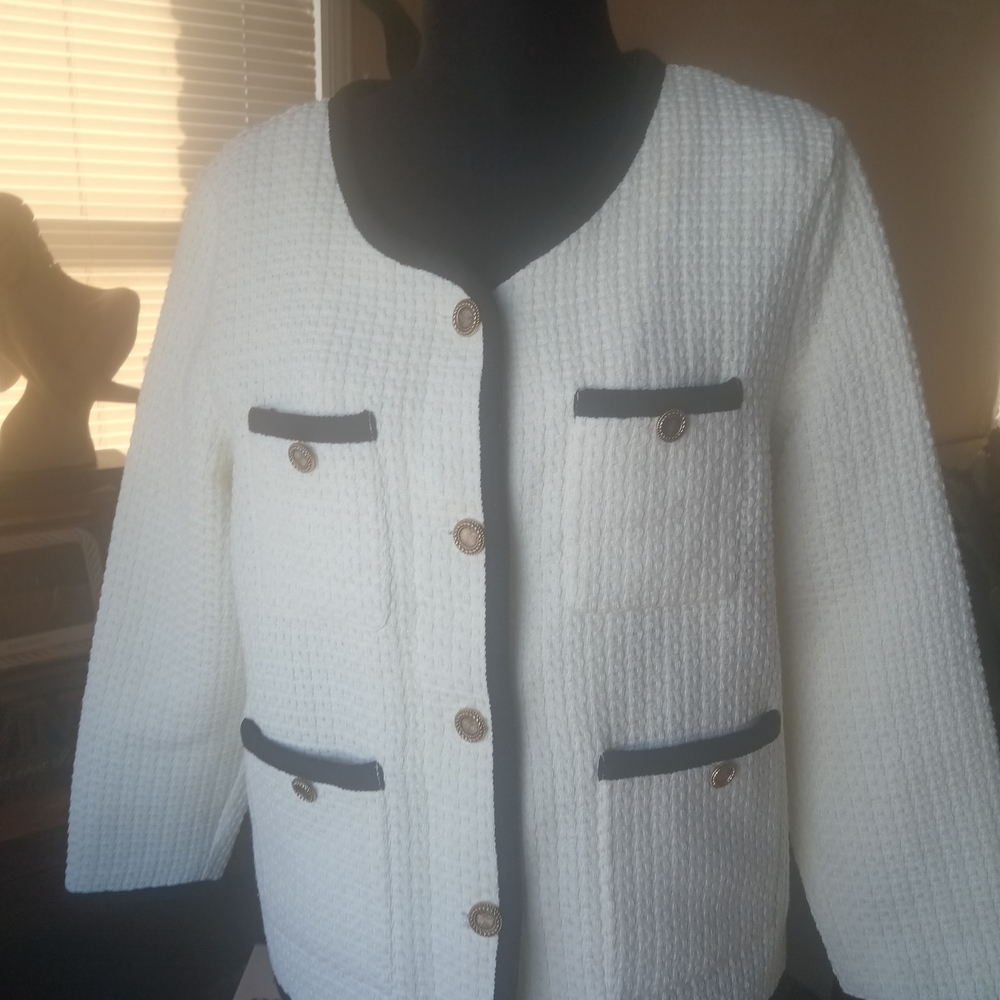 NWT White and Black Blazer